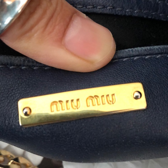 Additional photos of miu miu bag - Picture 1 of 8
